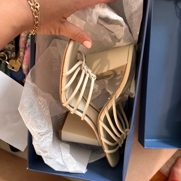 NWT Paige Becca sandals in bone leather size 7 - Picture 4 of 7